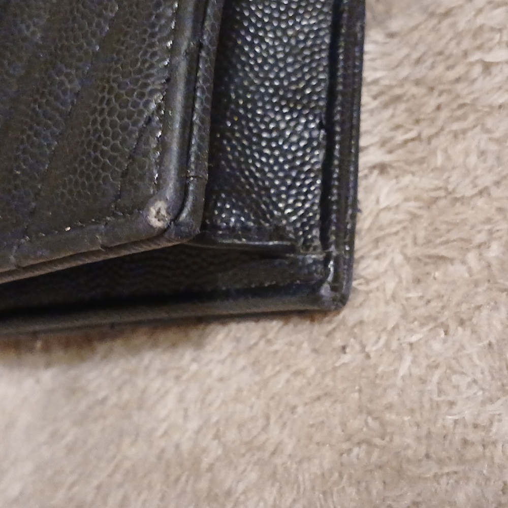 💯% Authentic YSL Envelope Wallet (no chain) - Picture 12 of 17